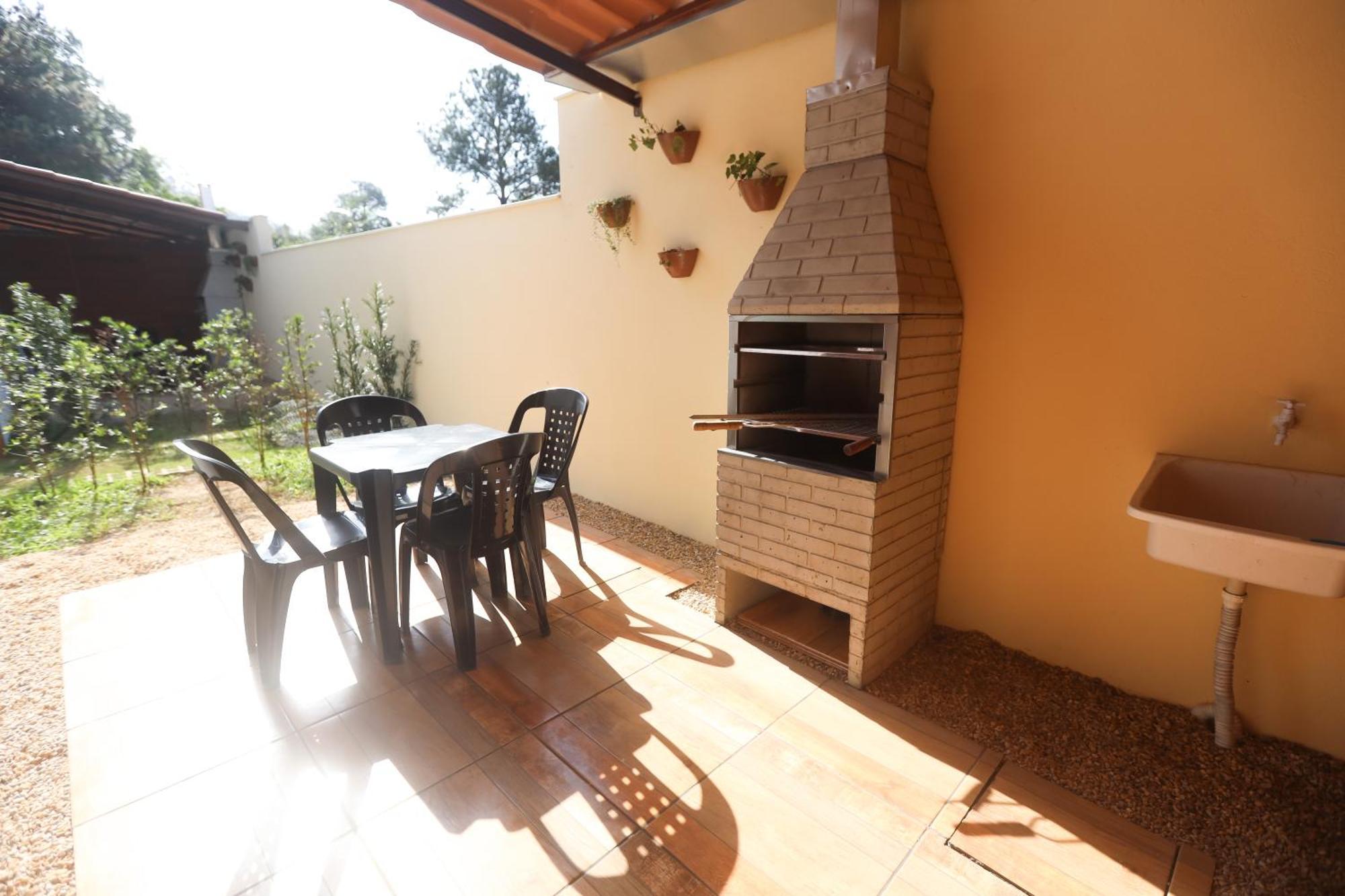 Estaleiro Com Charme - Ar, Churras E Pet Friendly Balneario Camboriu Exterior photo